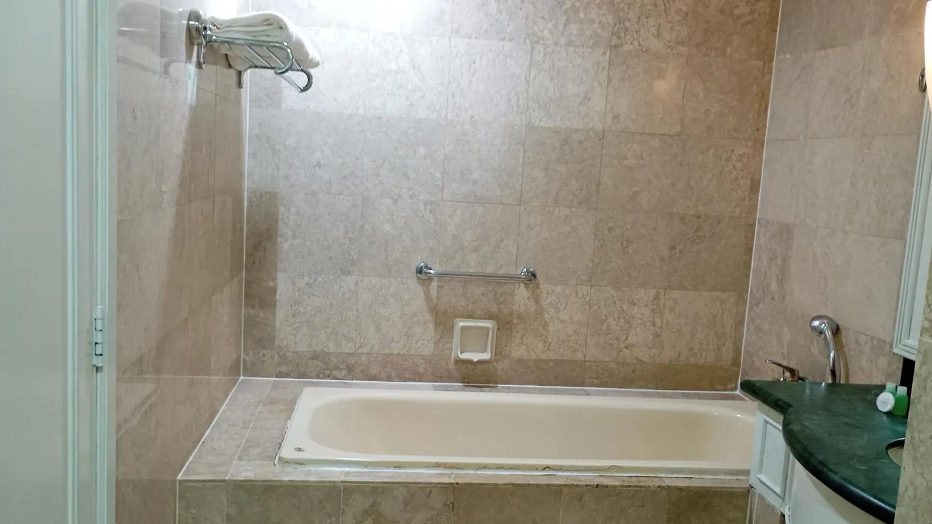 Kl Ayan Service Suite At Times Square Kuala Lumpur 0*,  Malaysia